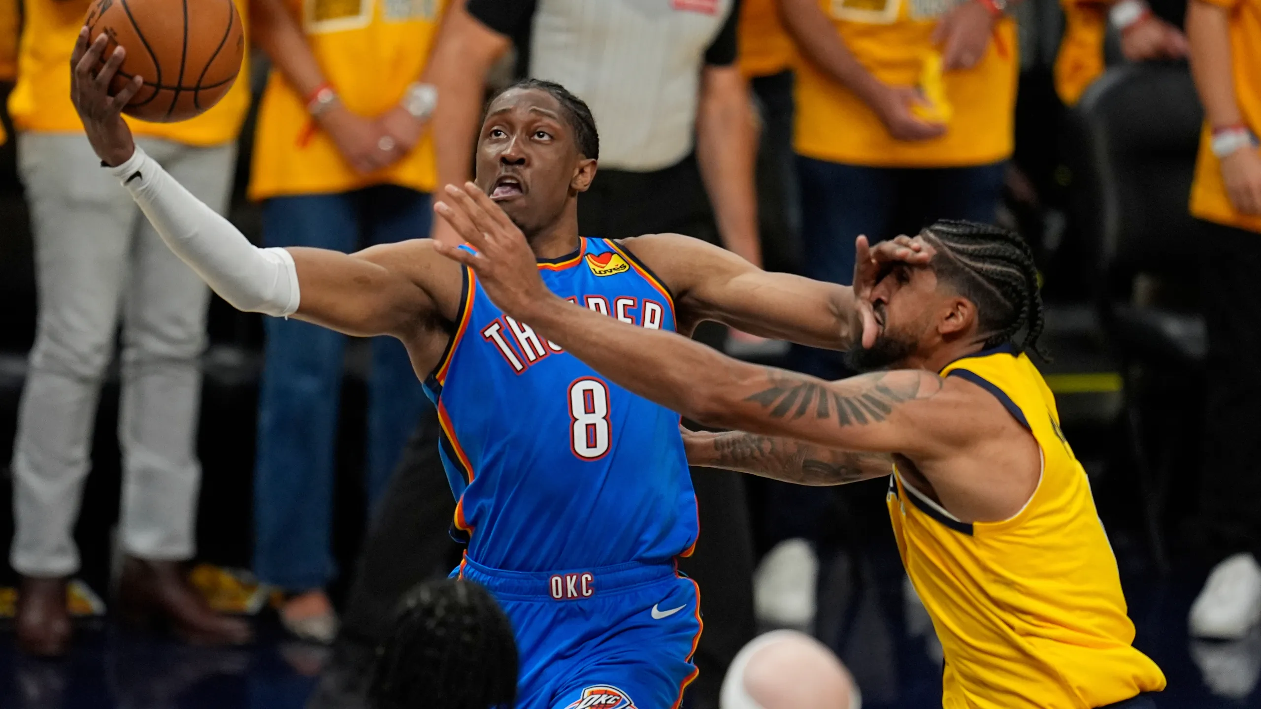 Read more about the article Jalen Williams Electrifies NBA: Thunder’s Young Star Makes History!